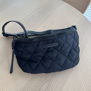 Poppy & Peonies Black Quilted Large Sidekick